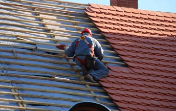 roof tiles Northchurch, Hertfordshire